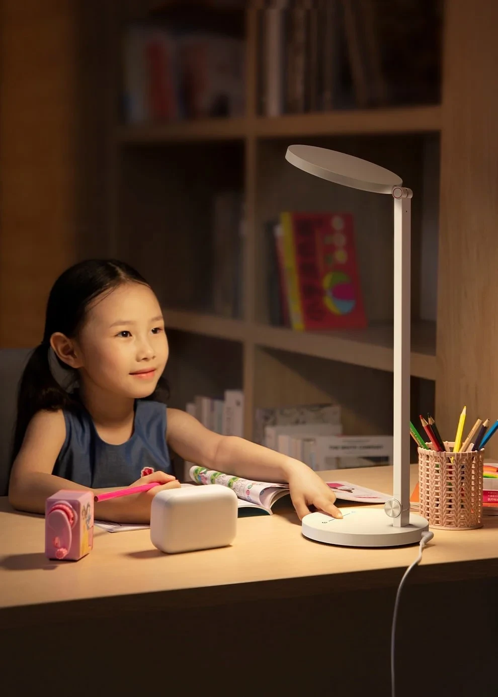 Baseus DGHY-02 Smart Eye Series Full Spectrum Eye-protective Desk Lamp